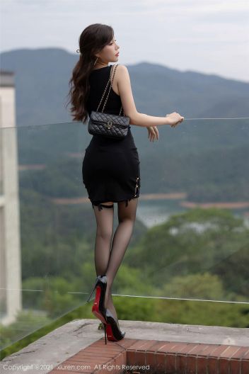 [XIUREN秀人网] 2021.09.02 NO.3893 芝芝Booty_p001