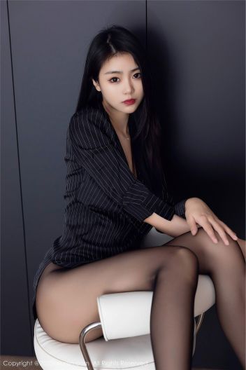 [XIUREN秀人网] 2023.05.05 NO.6677 可樂Vicky_p014