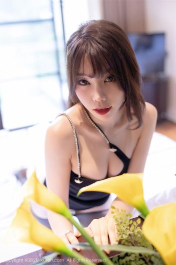 [XIUREN秀人网] 2021.08.05 NO.3763 芝芝Booty_p035