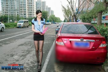 [AISS爱丝钻石] 丝袜美腿外拍 NO.061 长腿警员_p029