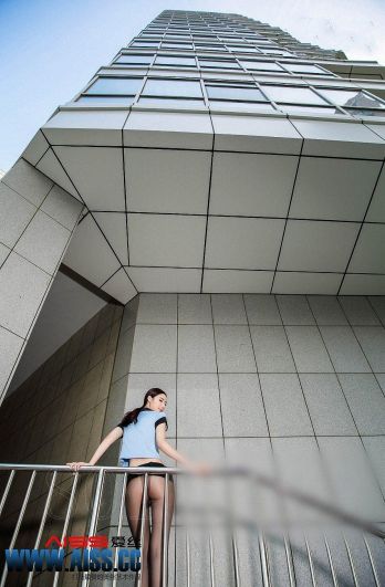 [AISS爱丝钻石] 丝袜美腿外拍 NO.061 长腿警员_p007