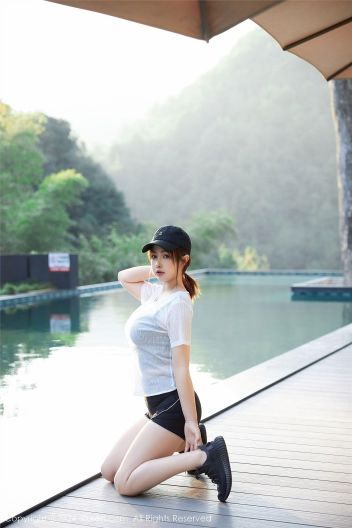 [XIUREN秀人网] 2024.12.05 NO.9549 养乐多Doll_p052
