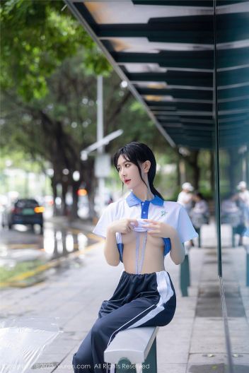 [XIUREN秀人网] 2023.07.14 NO.7085 幼幼_p002