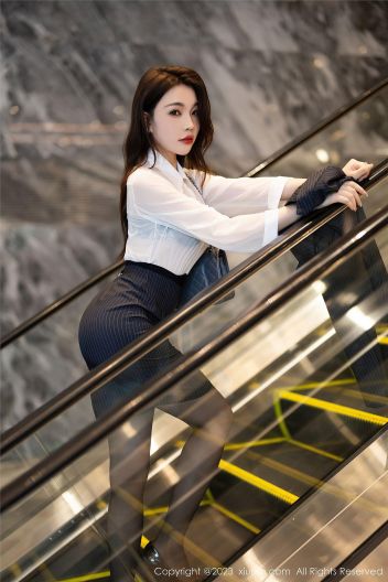 [XIUREN秀人网] 2023.10.13 NO.7508 徐莉芝Booty_p004