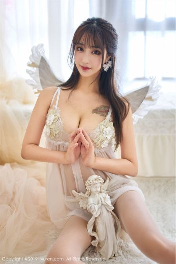 [XIUREN秀人网] 2019.12.19 NO.1867 朦胧透_视的薄纱内衣装扮 Betty林子欣_p011
