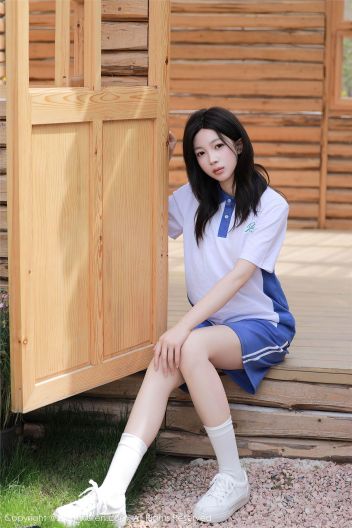 [XIUREN秀人网] 2025.05.23 NO.10318 橙子酱Lillian_p056