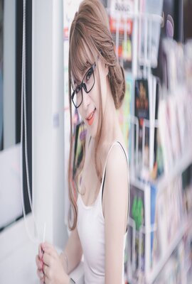 廉政英雌