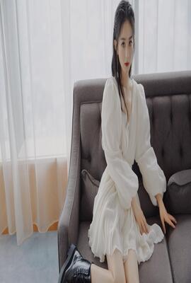 玛丽娜·阿布拉莫维奇:艺术家在场