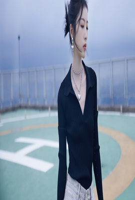 门里门外